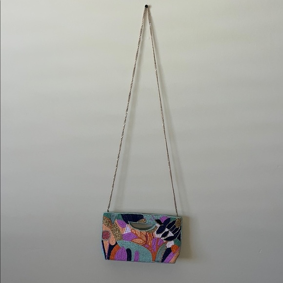 Antik Kraft | Beaded Clutch w/ Crossbody✨ - Picture 7 of 8